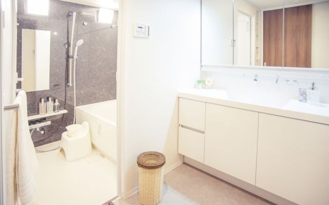 HOYOU Suite Residence Osaka Ashiharabashi Station Front