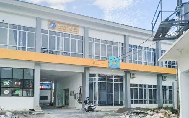 RedDoorz near Universitas Hasanuddin Makassar