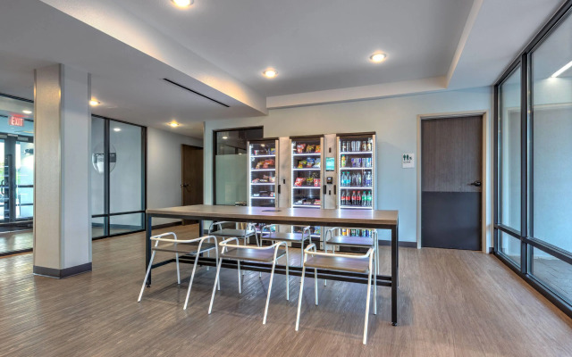 ECHO Suites Extended Stay by Wyndham Dallas Plano/Richardson