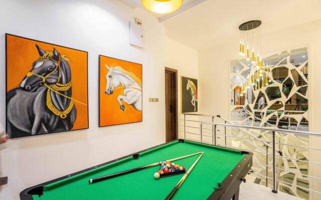Jayjay Homes And Apartment