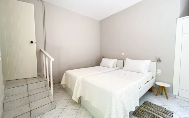 Yasmine Apartments