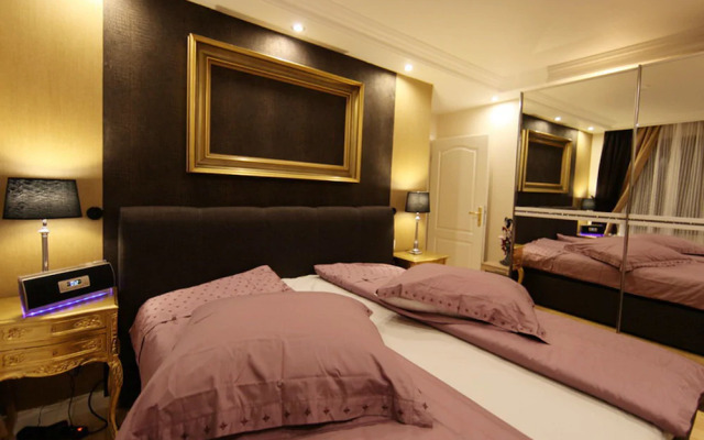 Golden Apartments
