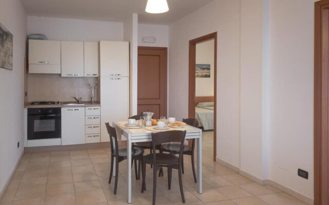 Stylish Residence Le Fontane 2 Bedroom Apartment Sleeps 6 Persons Num2508