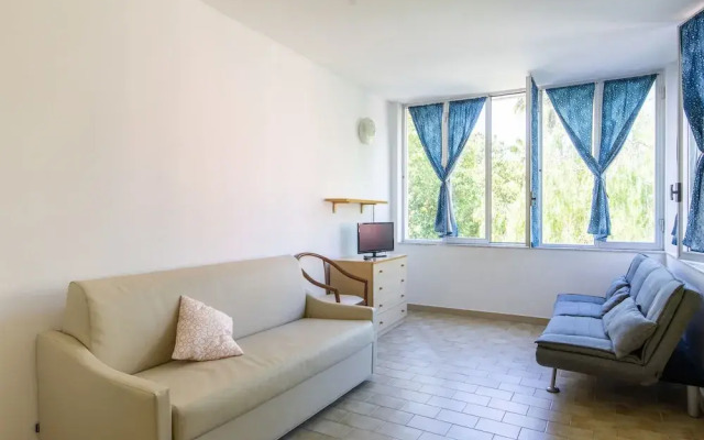 Gorgeous Apartment in Loano With Swimming Pool