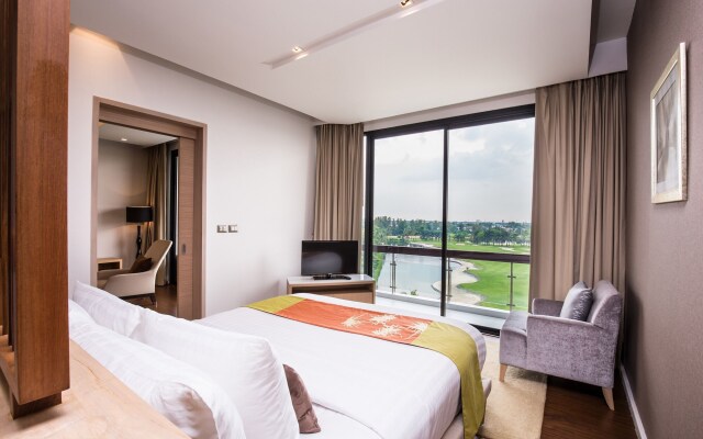 Summit Windmill Golf Suite Hotel @Suvarnabhumi