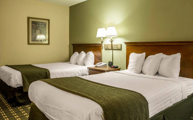 Quality Inn Huntersville near Lake Norman