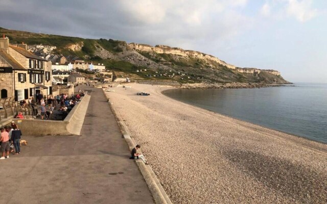 4 Bedroom Victorian Townhouse With Sea Views