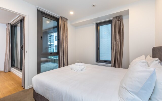 Star Queens Serviced Apartments