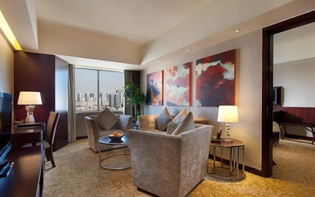 Days Hotel & Suites Xinxing Xian