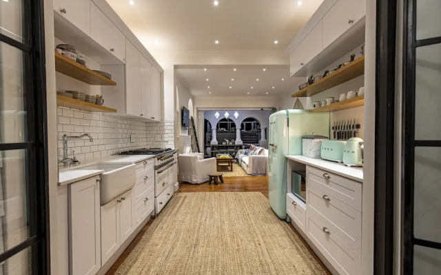 Clifton YOLO Spaces – Clifton Sea View Apartments