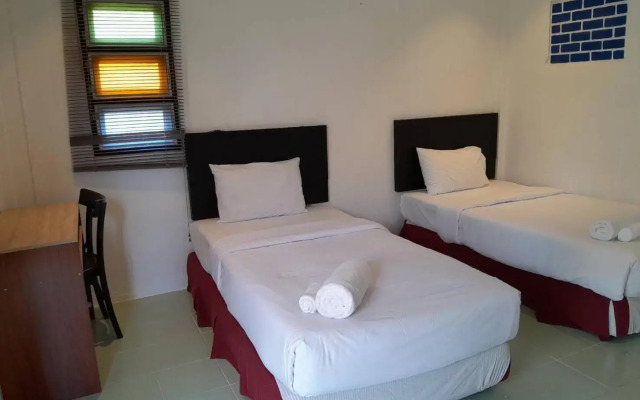 Khaolak Banana Bungalow