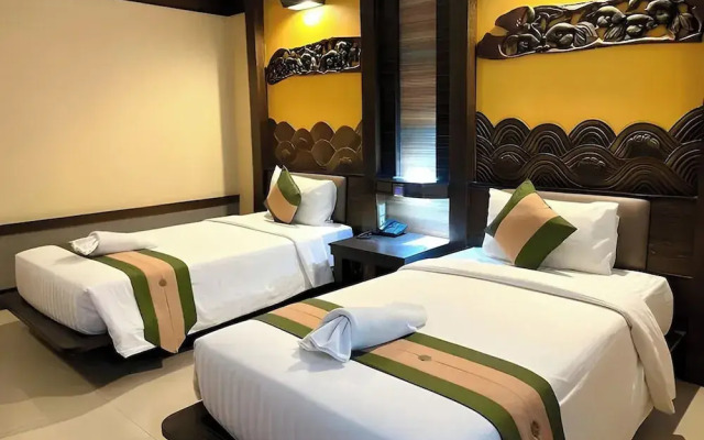 Ruean Phae Royal Park Hotel