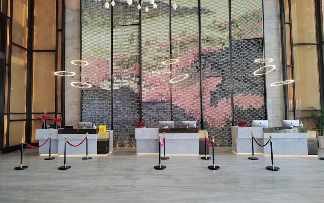 Grand Honor Hotel
