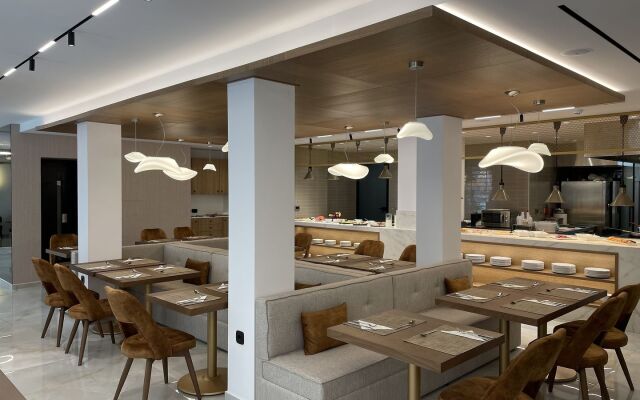 Ethereal White Resort Hotel & Spa