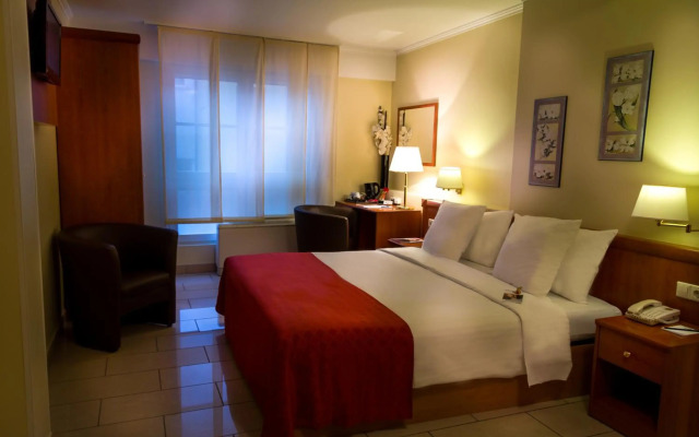 Best Western Plus Grand Hotel Victor Hugo