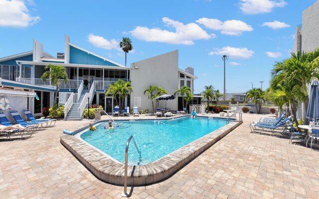 9301madeirabyc261fmbywco - Madeira Beach Yacht Club 261f