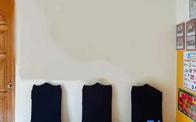 RedDoorz @ Garcia Hernandez Bohol