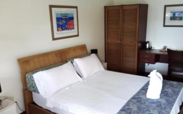 Lahara Lodge