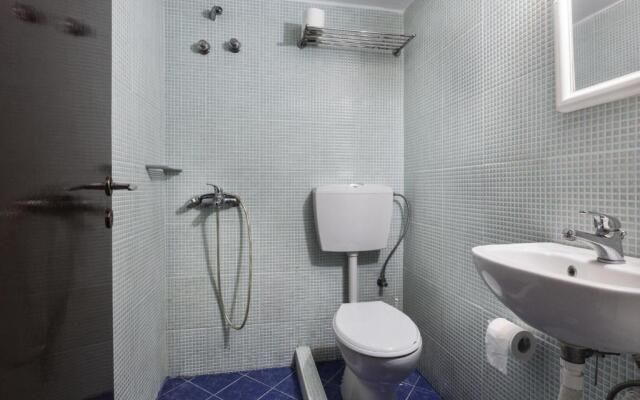 Despina Studios Kastanies Raxes Ikaria # 10