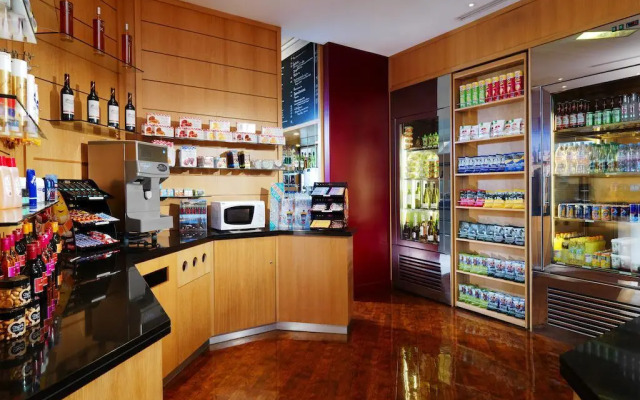 Courtyard by Marriott Paris La Defense West - Colombes