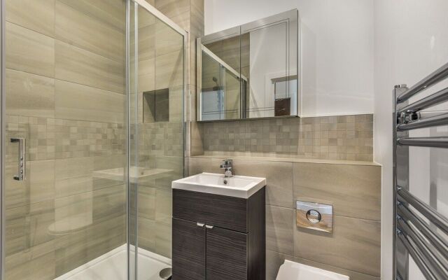 Celador Apartments - Wellington House