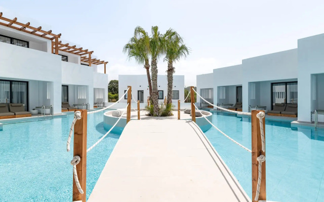 Martini Boutique Resort