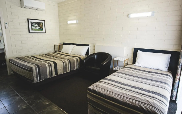 Central Highlands Motor Inn