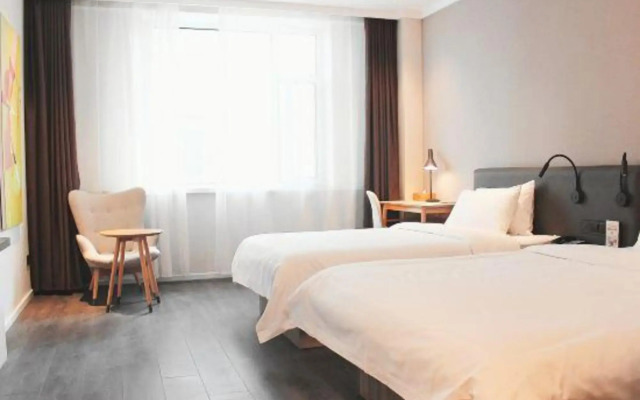 Hanting Premium Hotel Changchun Hightech Zone Sili