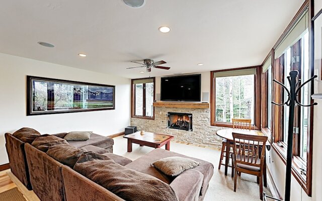 135 Aspen - 3 Br Townhouse