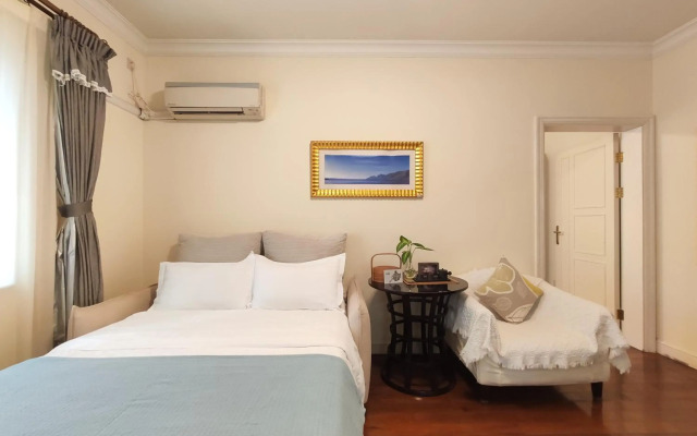 Ladoll Service Apartment