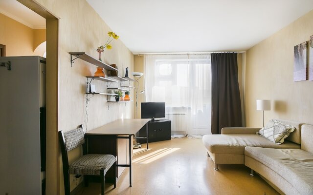 Апартаменты на Римской