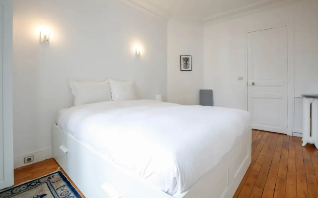Zola Riverview Great 2 Bedroom in Paris