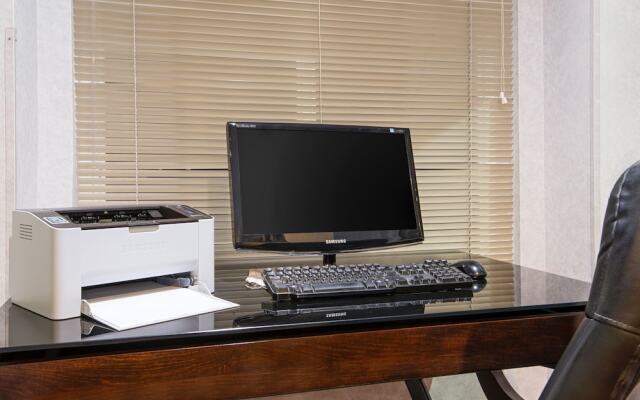 Baymont Inn & Suites