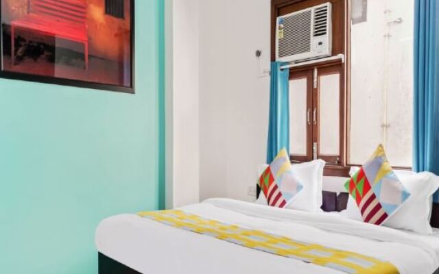 OYO Home 35789 Cozy Stay BLK Hospital