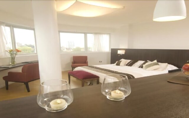 Plaza Suites Campana