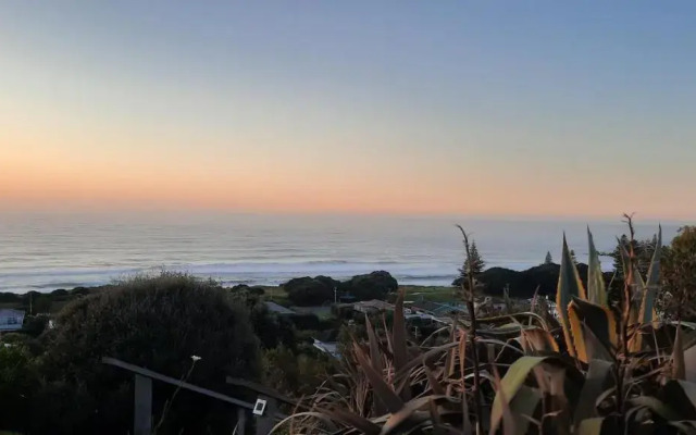 The Quarters Ocean-View Chalet