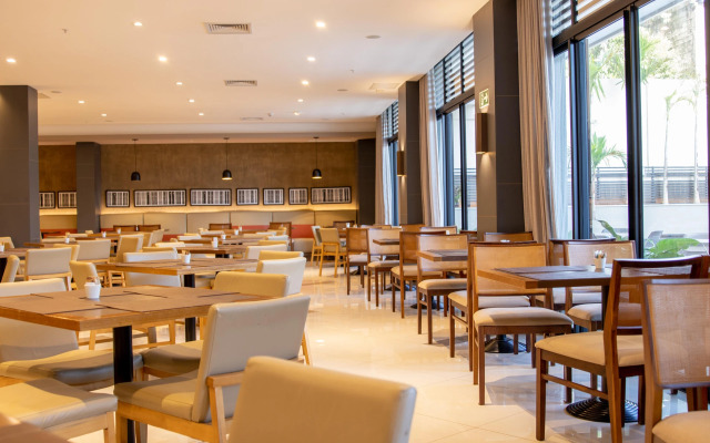 JL Hotel by Bourbon