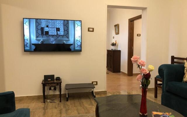 Three bedrooms apartment Nile view maadi