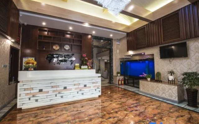 Yaduo Hotel (Dalian Railway Station & People's Square Branch)