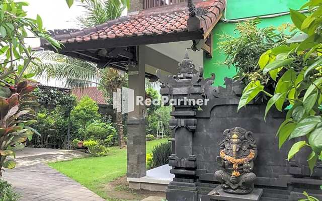 Pondok Mesari RedPartner Near Legian Beach