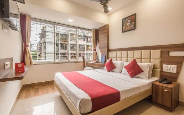 OYO 4125 Apartment Kamothe