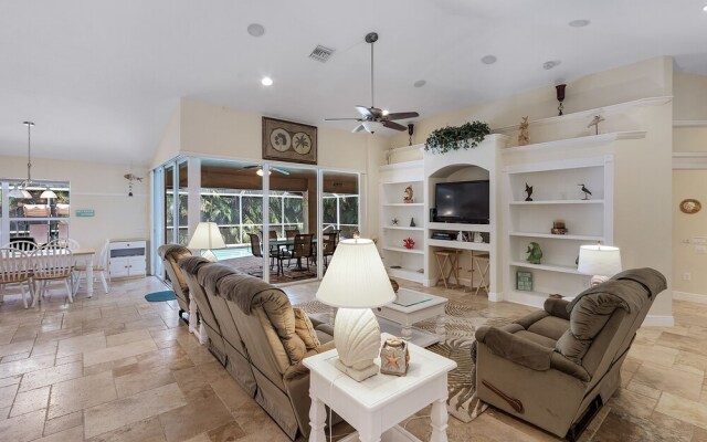 Villa Spain - Family Oasis in the Most Sought Area of Cape Coral