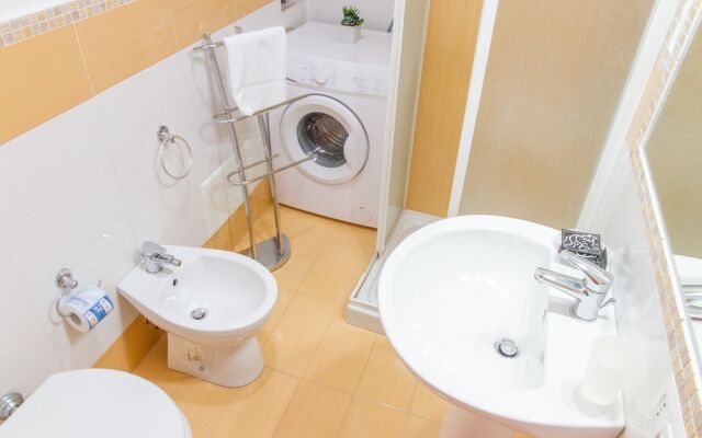 Ambra Apartment