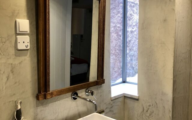 Dalma Old Town Suites