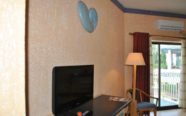 The Beach Comber Hotel & Resort