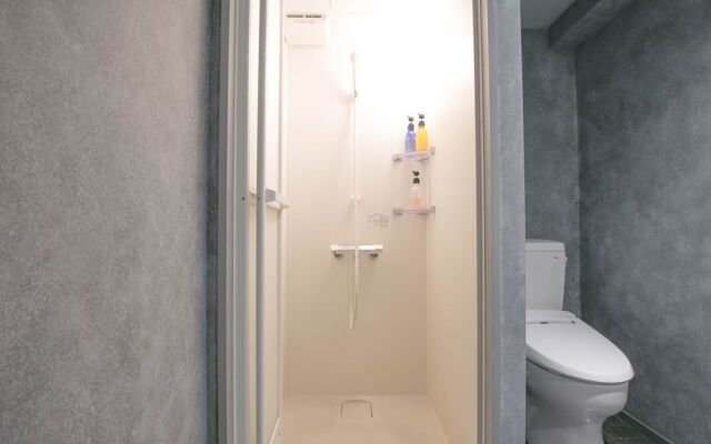 Hakata apartment 2H