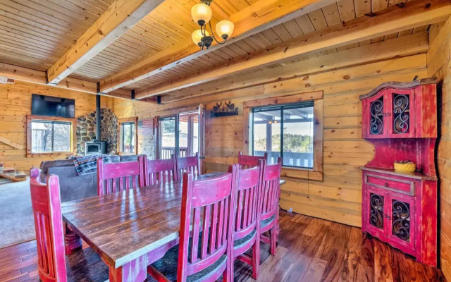 Pet-friendly Cloudcroft Cabin: Walk to Shop, Food - фото 4