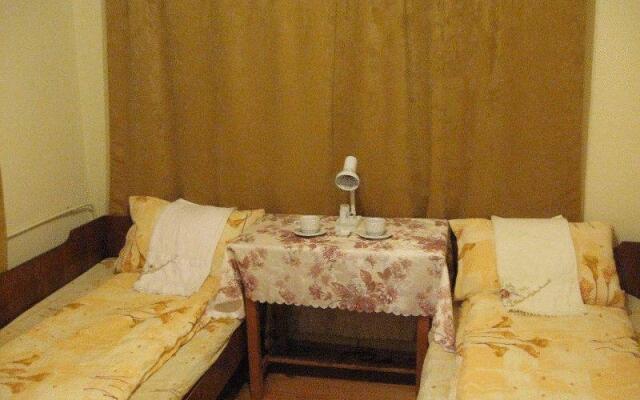 Lary Hostel