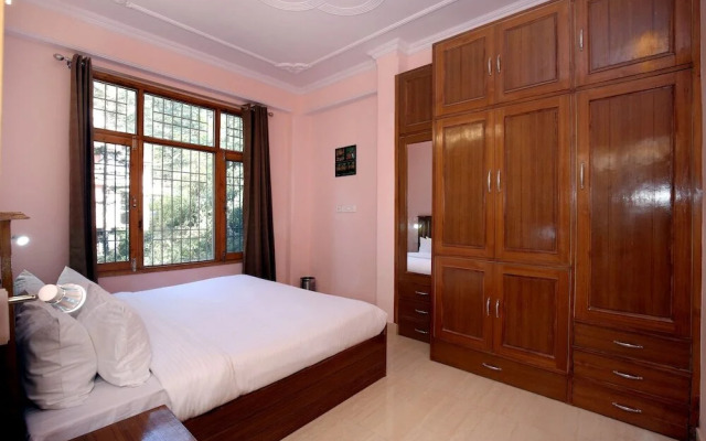 Whistling Pines by OYO Rooms