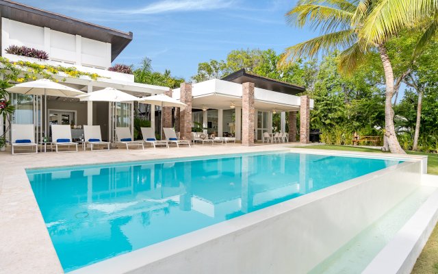 Luxury Villa at Puntacana Resort Club With Private Pool Terrace Golf Carts Butler Maid